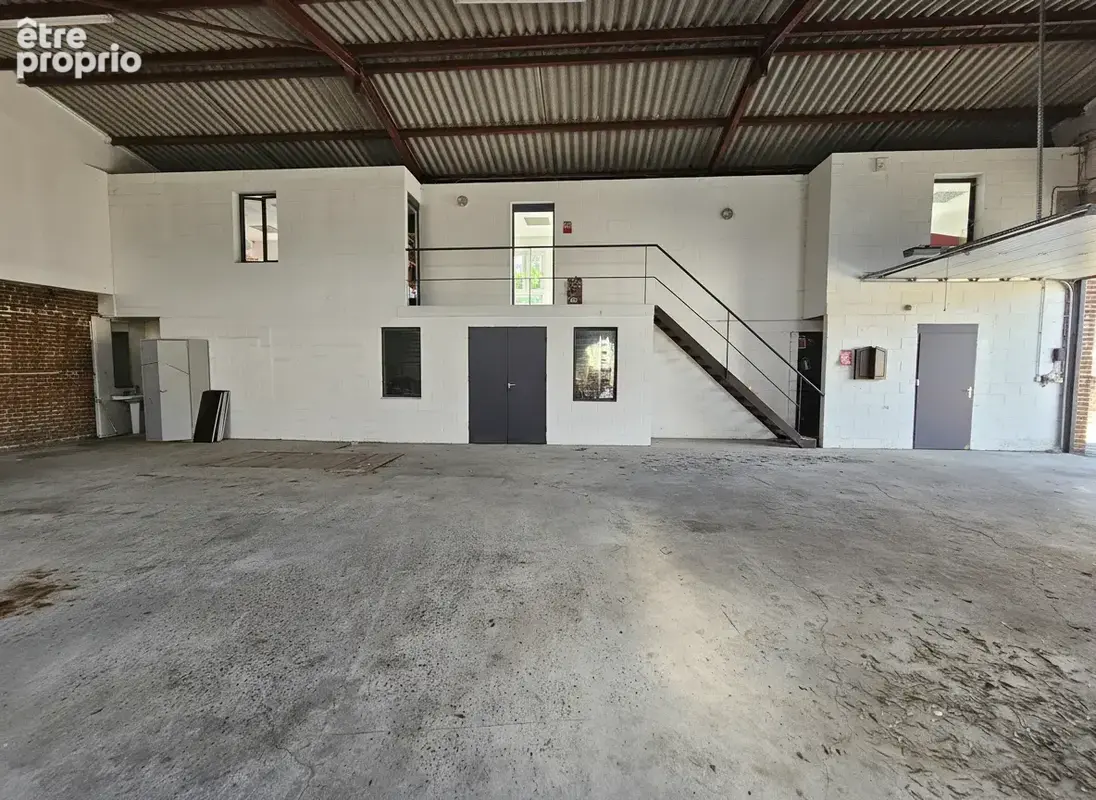 Ancien presbytère de caractère   270 m2   5 chambres   terrain clos   hangar 185 m2   potentiel professionnel - photo 34