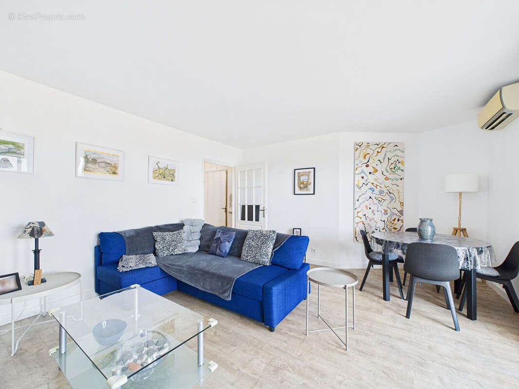 À vendre Appartement T3 de 73m² avec parking sous-sol + cave au Forum du Fango - photo 2