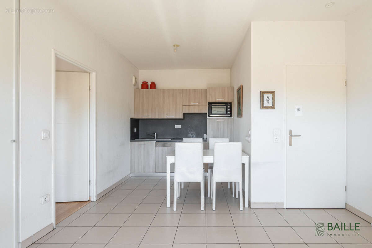 Appartement à MARSEILLE-10E