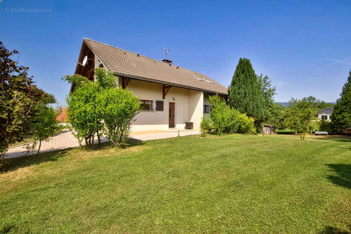 Maison à GROISY