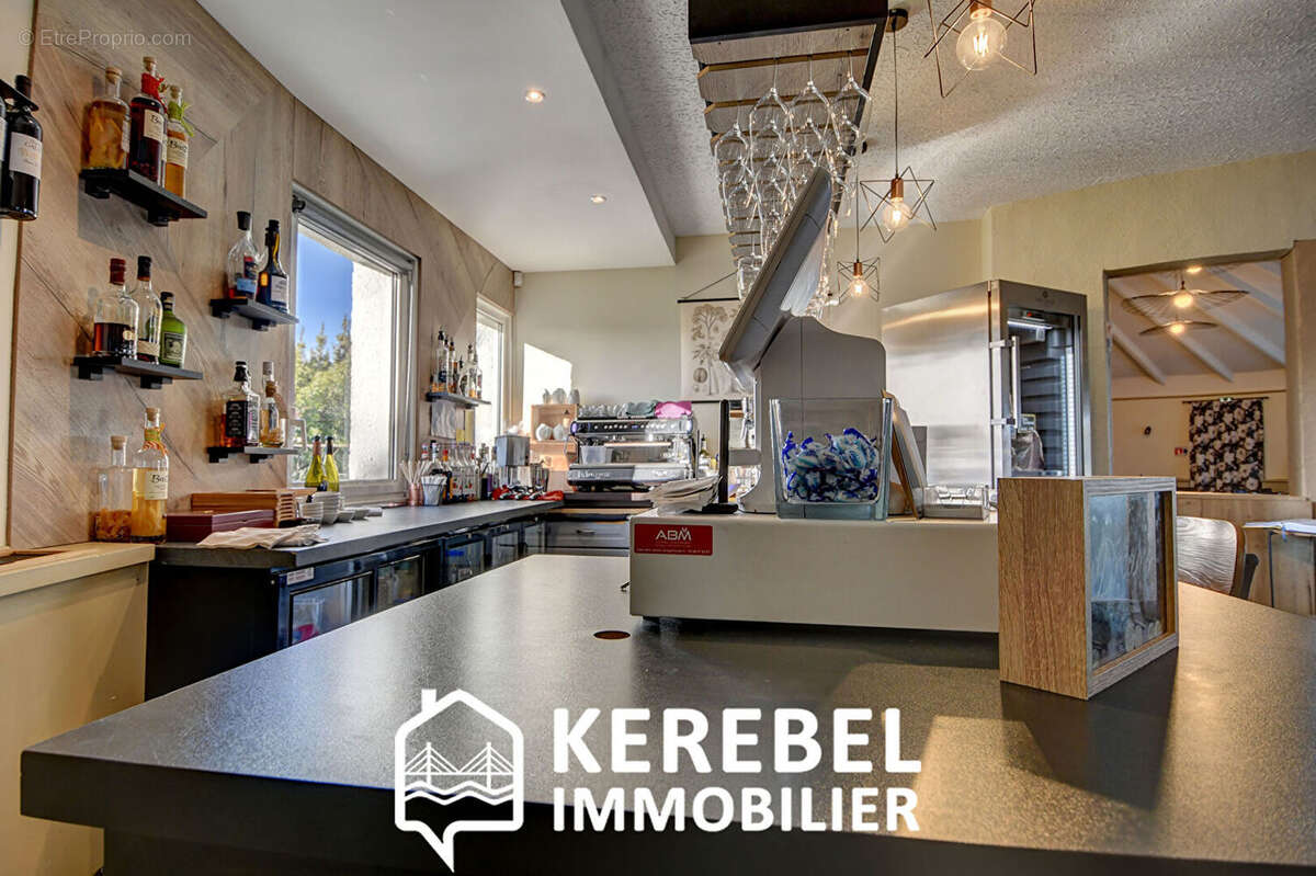 Commerce à PLOUGASTEL-DAOULAS