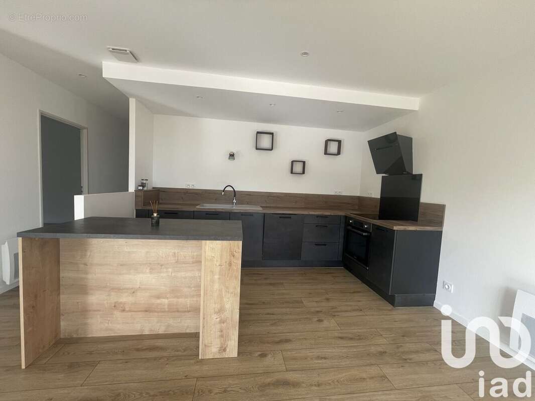 Photo 2 - Appartement à AUFFERVILLE