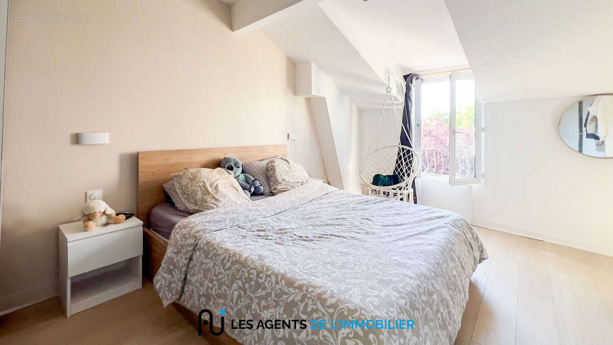 Appartement à NANTERRE