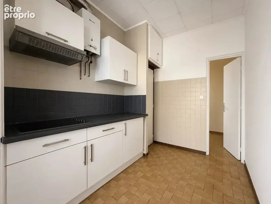 Appartement 3 pièces 53 m² à vendre à La Ciotat (13600) - photo 3