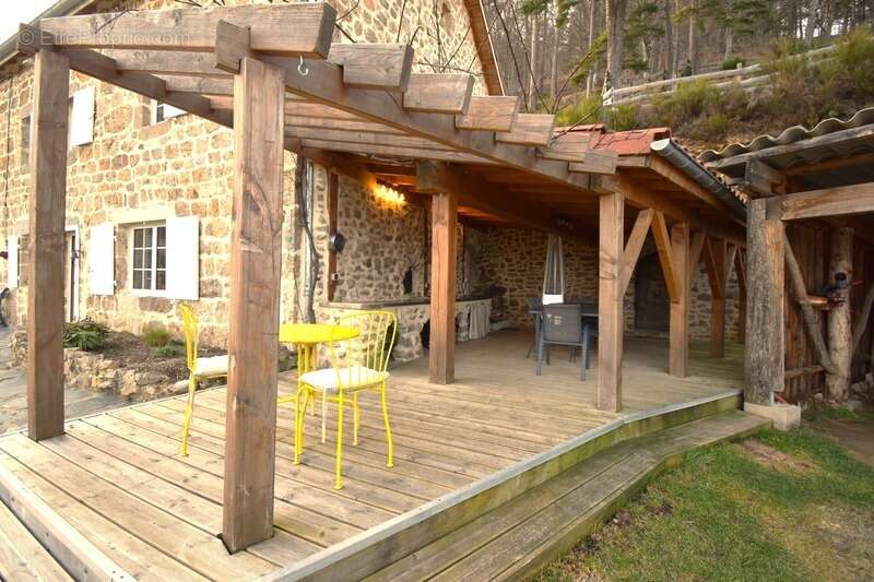 Maison à SAINT-JEURE-D'ANDAURE