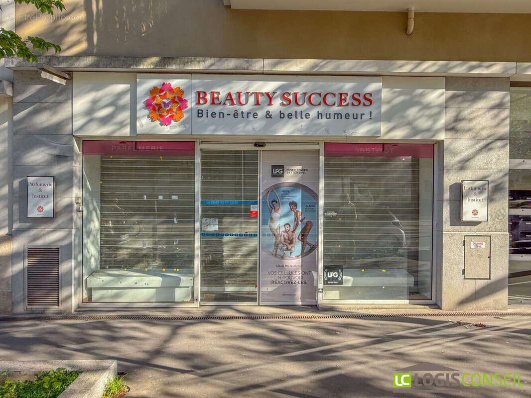 Commerce à CHATILLON