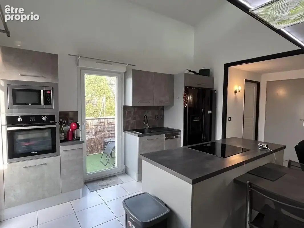 Photo 1 - Appartement à PUGET-SUR-ARGENS