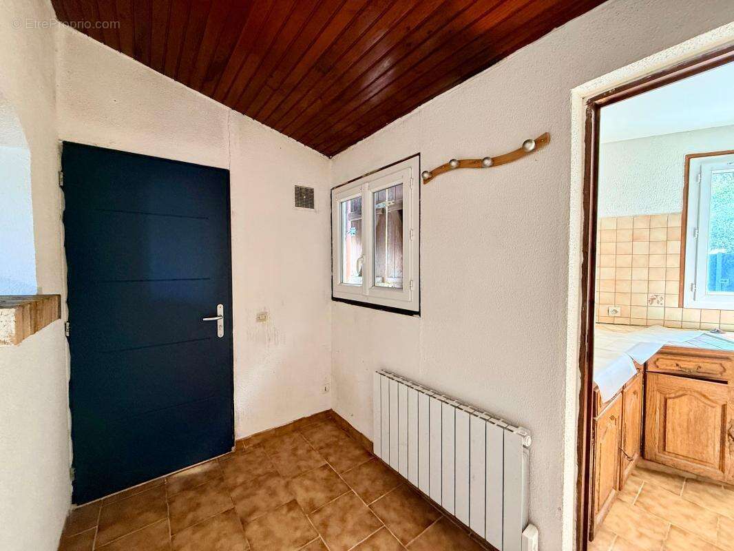 Appartement À Vendre - photo 2