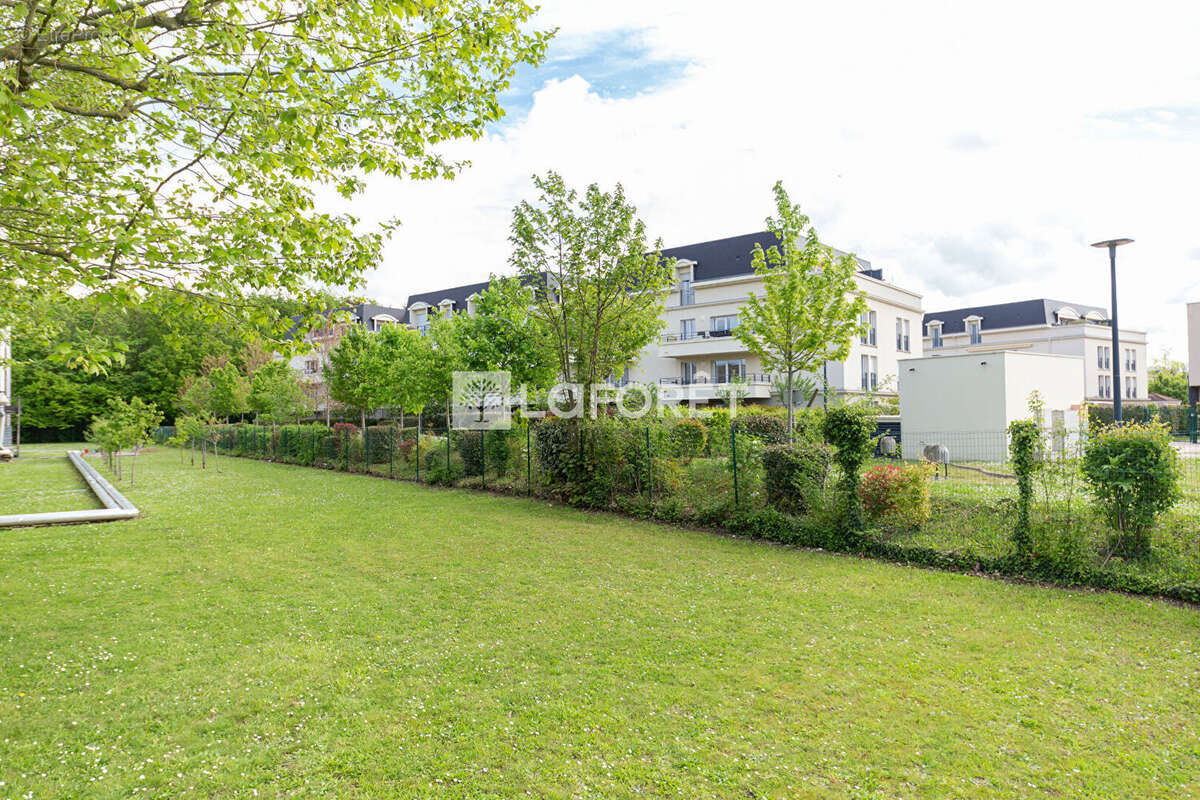 Appartement à EMERAINVILLE