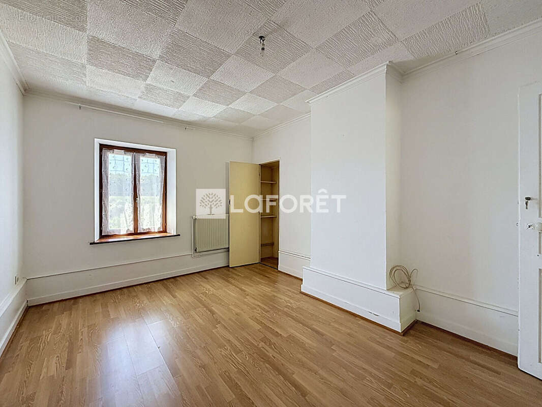 Maison Rouvres-la-chetive 4 pièce(s) 135.37 m2 - photo 8