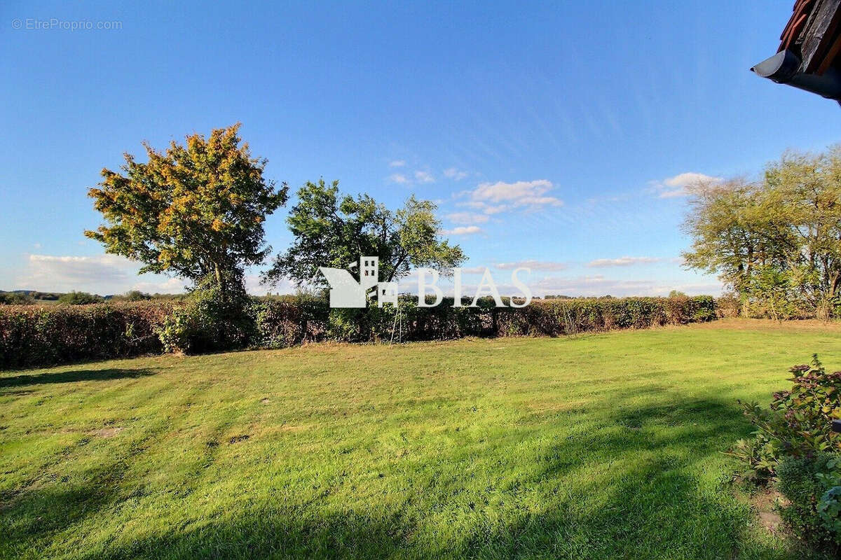 Maison à FORGES-LES-EAUX