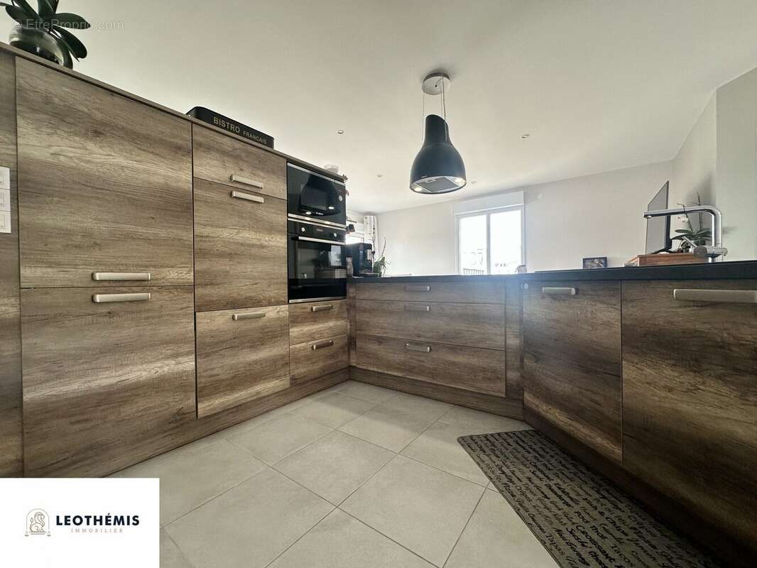 Maison à SAINT-JUST-LUZAC