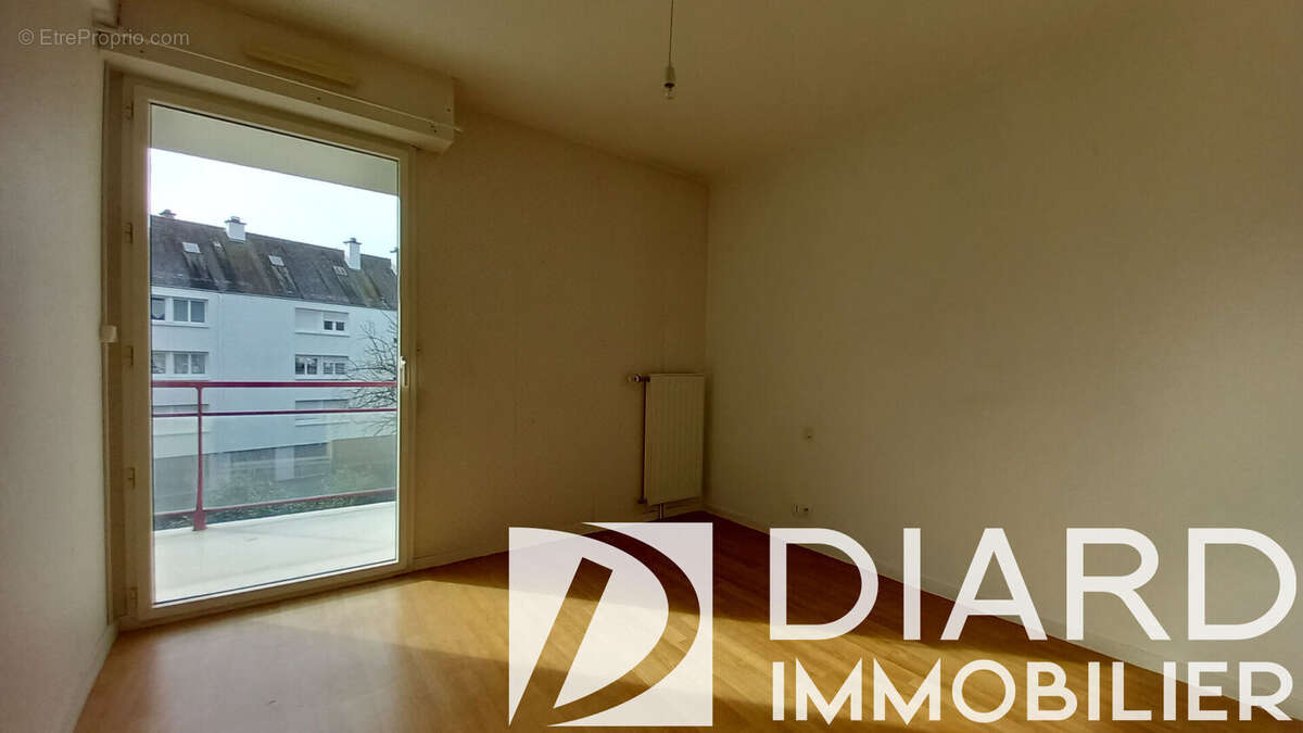 Appartement à FOUGERES
