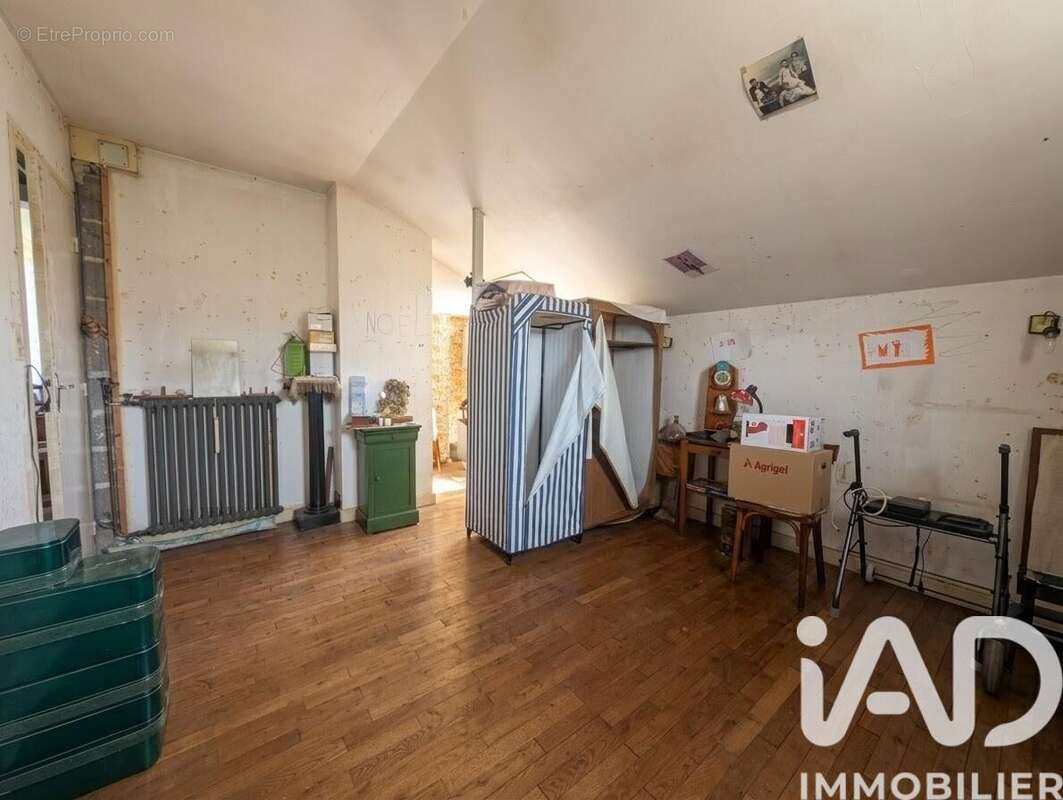 Photo 8 - Maison à TERRASSON-LAVILLEDIEU