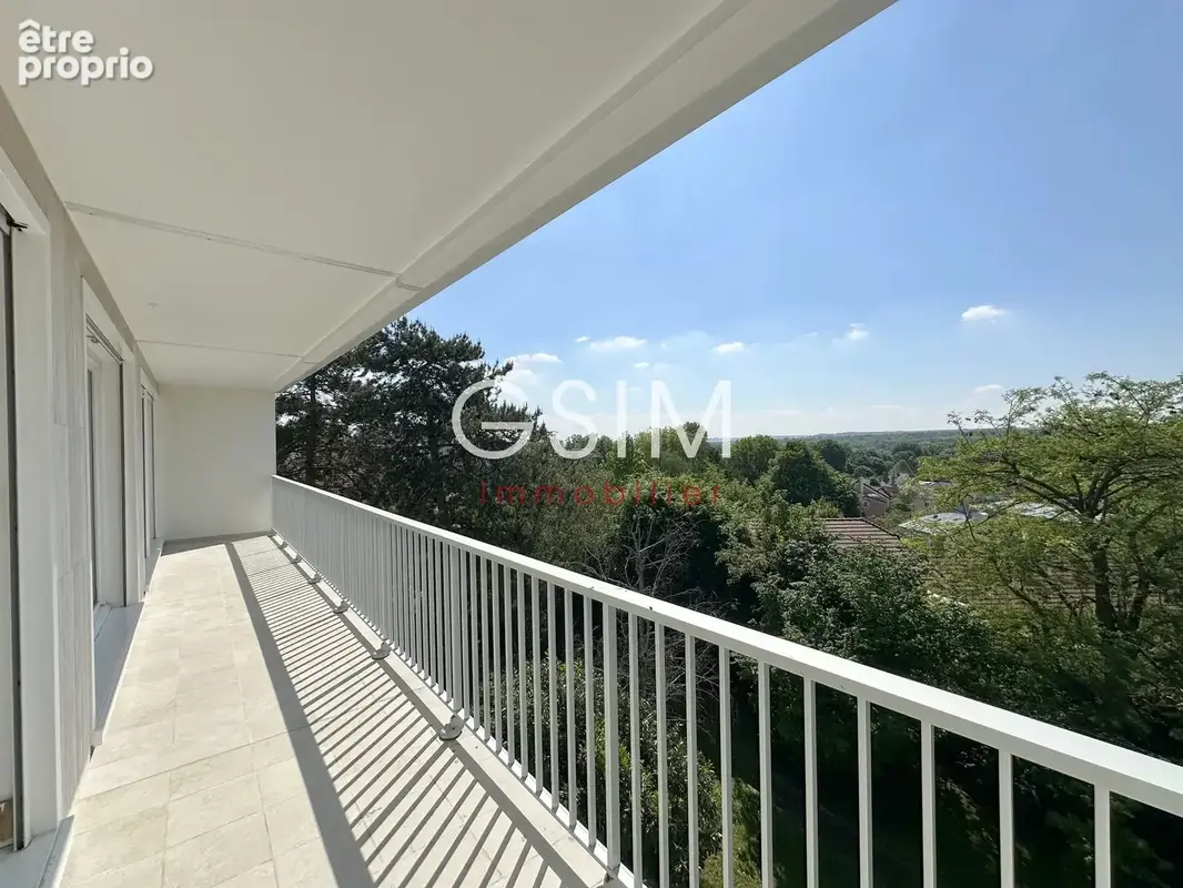 Photo Appartement à Garches au prix de 610 000€