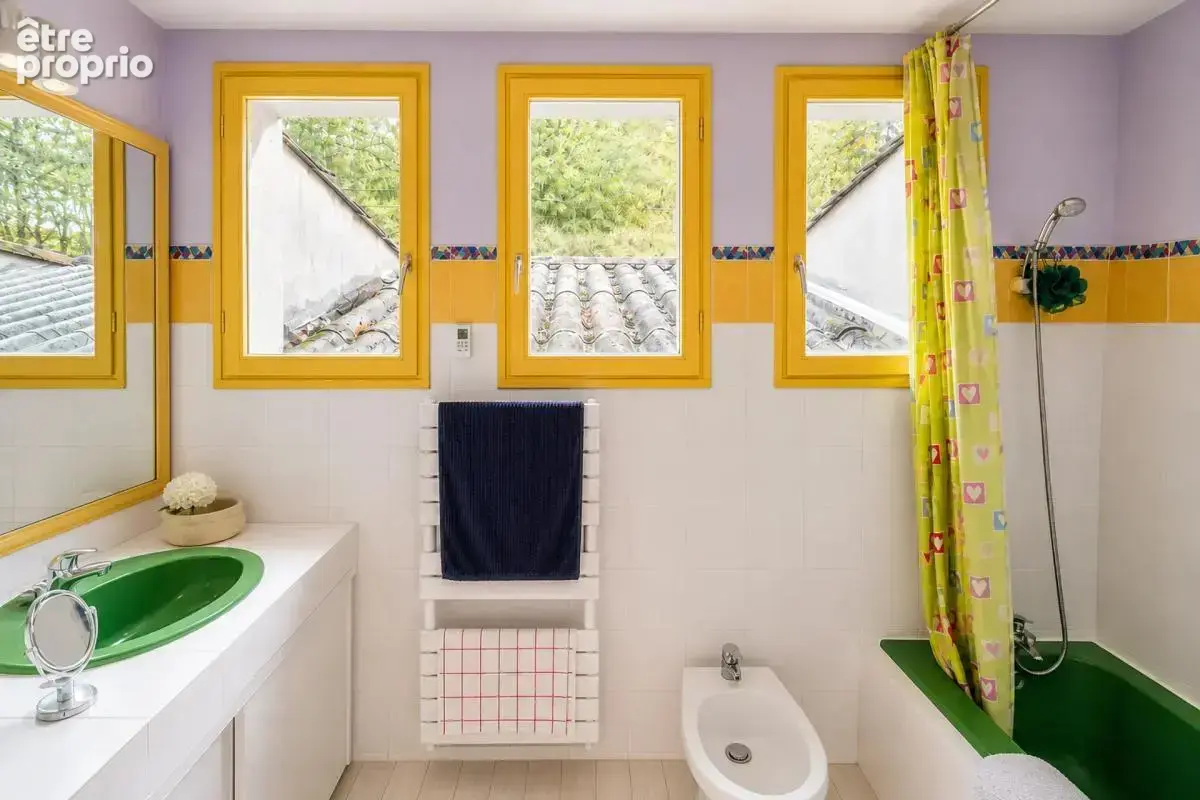 Maison de 6 pièces de 155 m² à La Croix-Blanche - photo 9