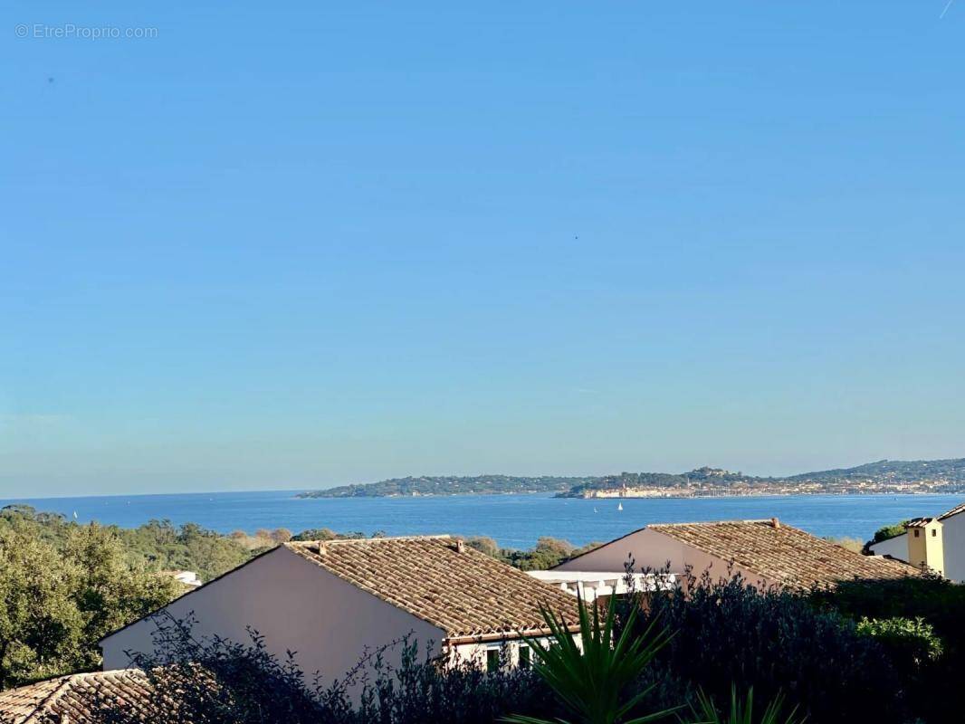 Appartement à GRIMAUD