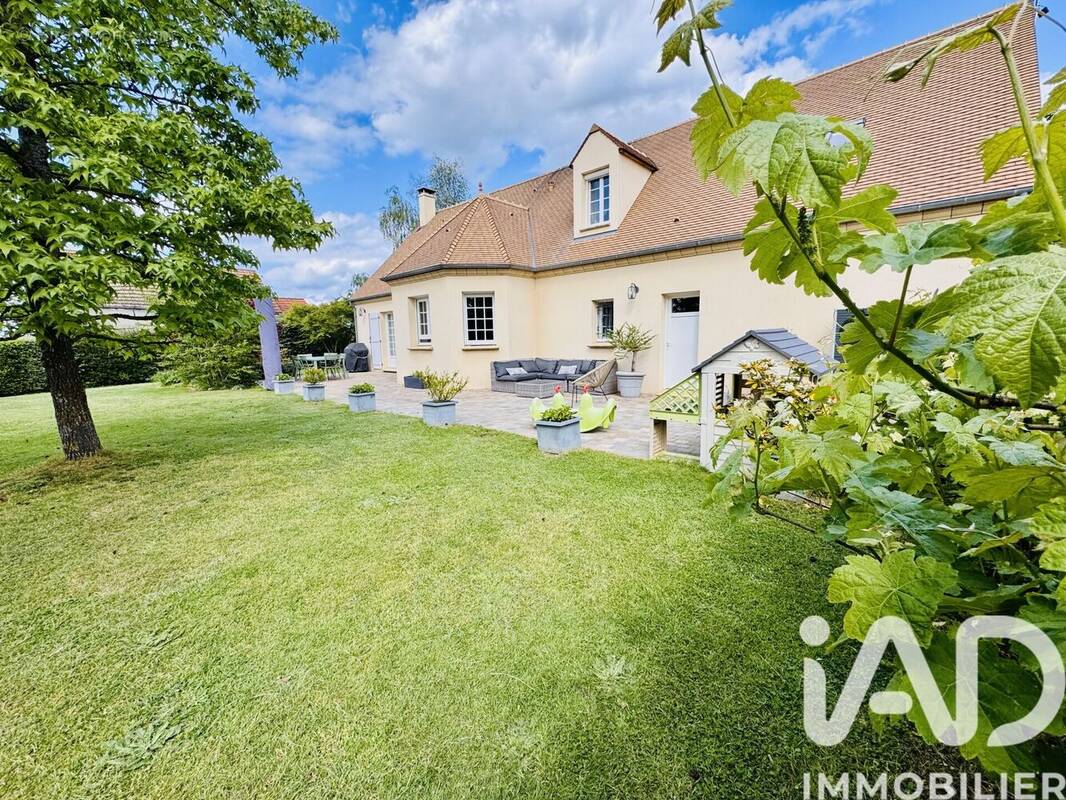 Photo 1 - Maison à BAZOCHES-SUR-GUYONNE