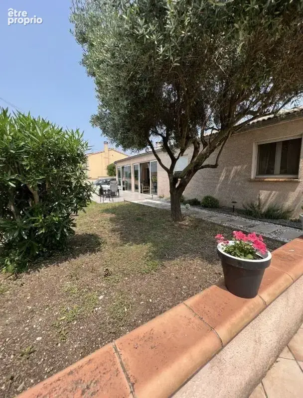 CAZILHAC – Maison familiale de plain-pied avec beau terrain - photo 2