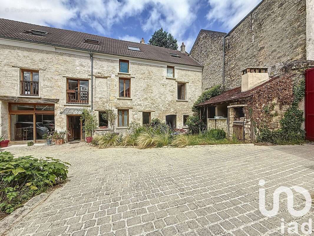 Photo 2 - Maison à JUZIERS