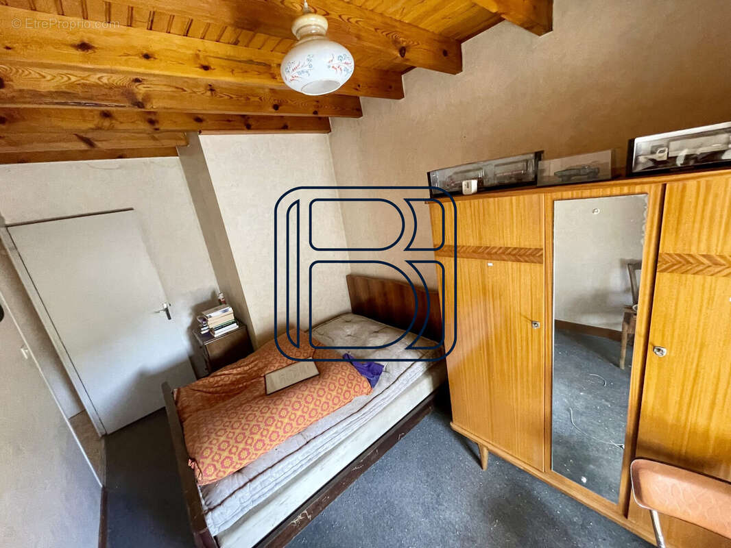 Maison à SAINT-ANTHEME