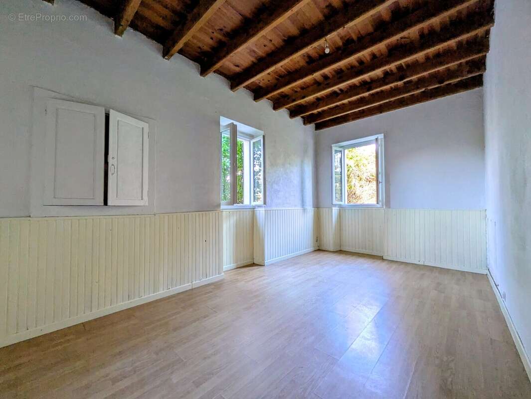 Maison à CAHUZAC-SUR-ADOUR