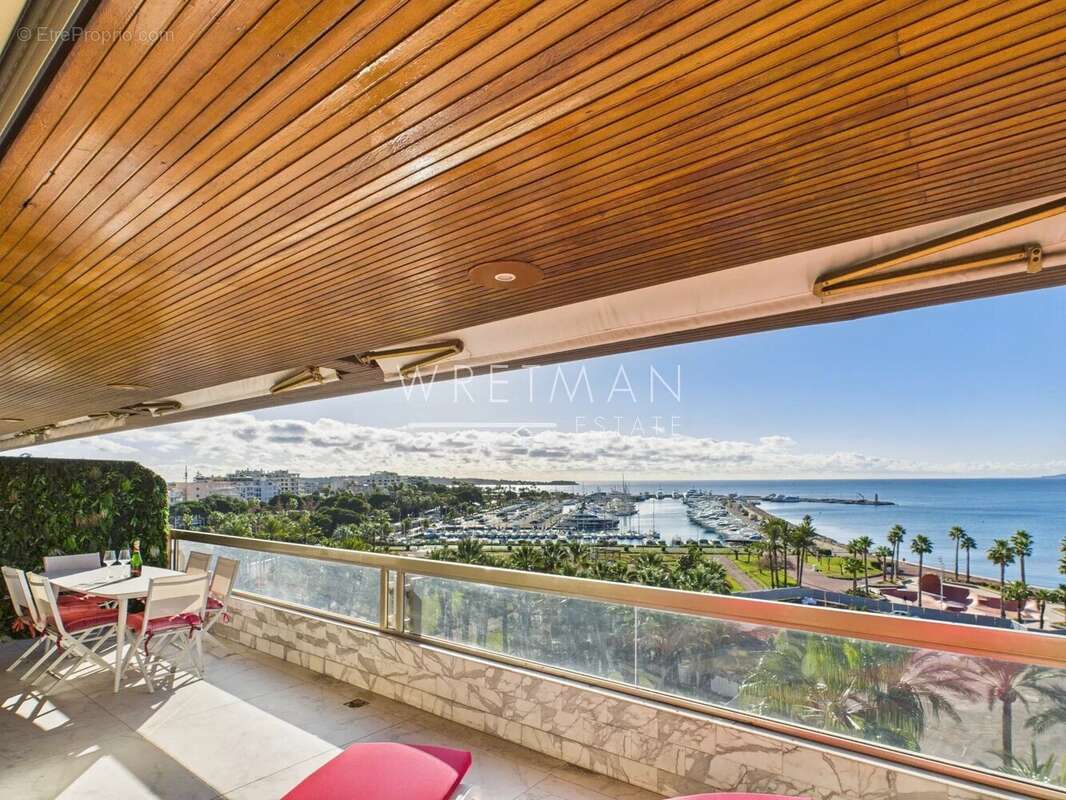 Appartement à CANNES