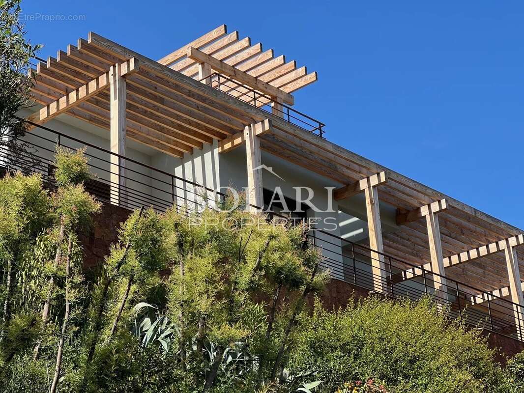 Maison à THEOULE-SUR-MER