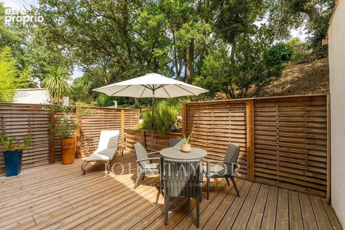Magnifique maison 7 pièces avec piscine à Vernègues - photo 6