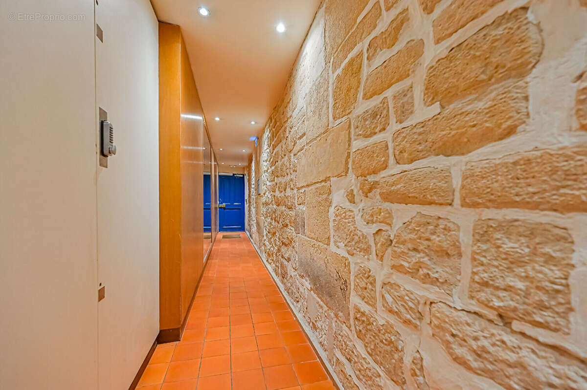 Appartement à PARIS-3E