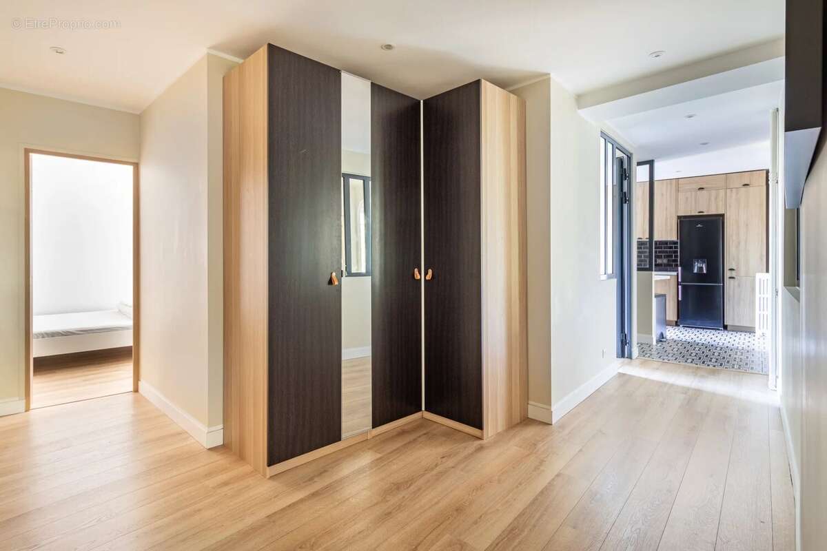 Appartement à PARIS-19E