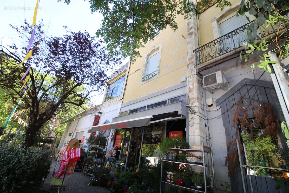 Appartement à SAINT-PAUL-LE-JEUNE