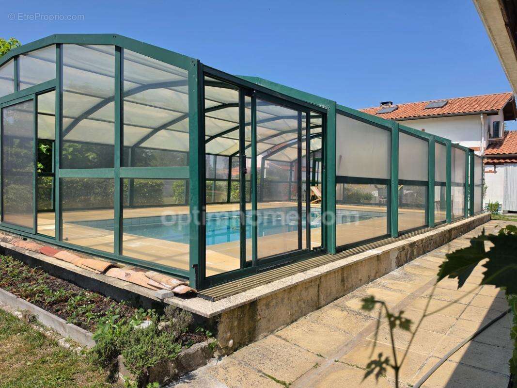 Maison 144 m² – 4 chambres – terrain 1 970 m² avec piscine – Salles 33770 - photo 3