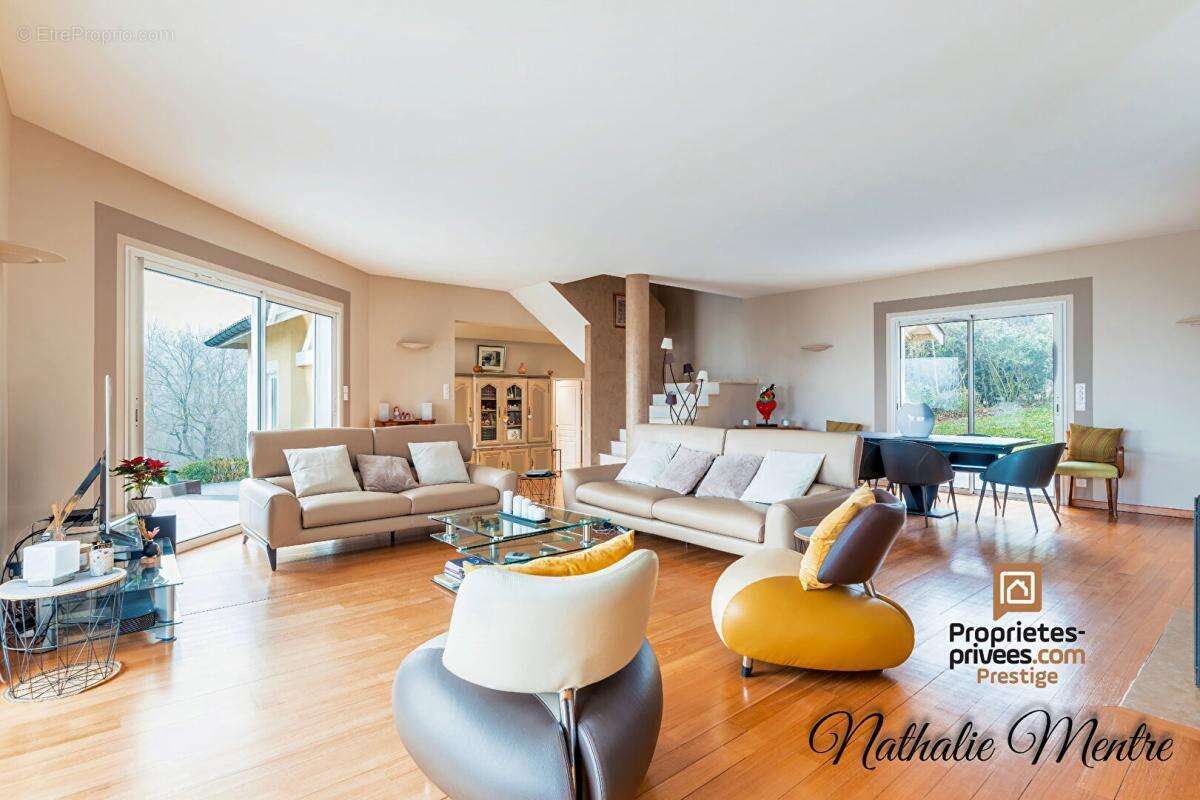 Maison à SAINT-DIDIER-AU-MONT-D'OR