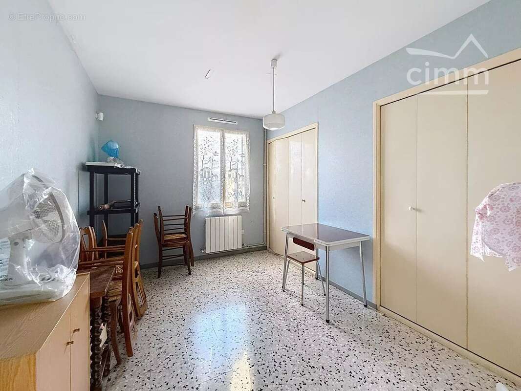 Maison à PERNES-LES-FONTAINES