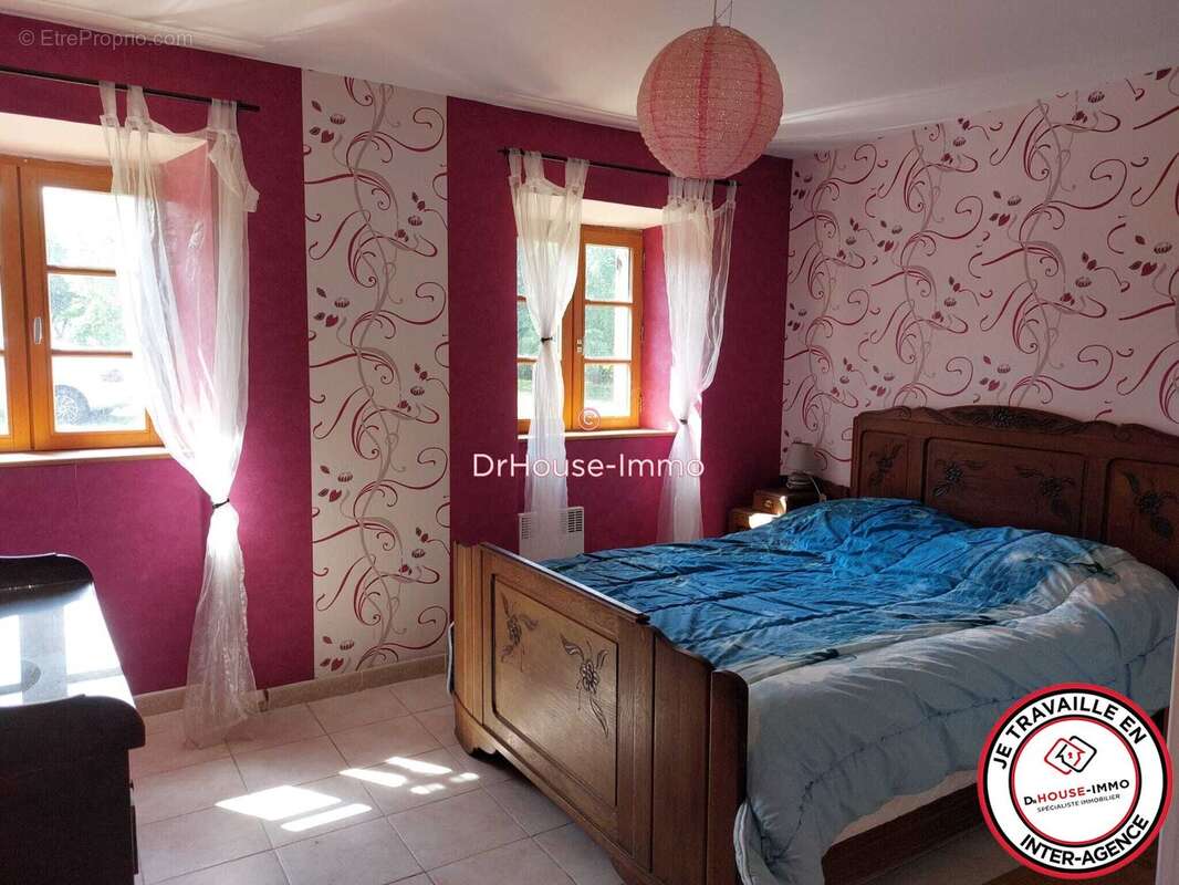 Maison 189 m² à Pommiers  - photo 53