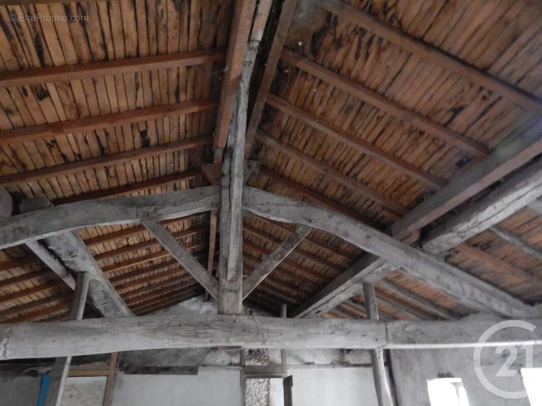 Maison à CHEF-BOUTONNE