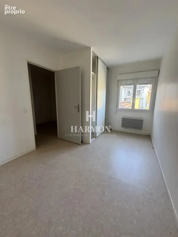 Harmon À VENDRE –T2 de 60 m² au dernier étage, en plein cœur de Pau ! - photo 3