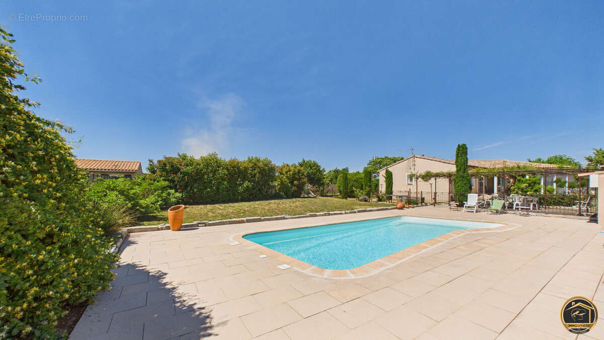 Maison à GINESTAS