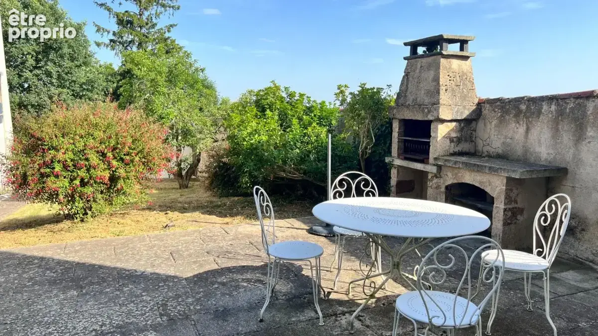 Maison de ville avec dépendance, Pouzauges - photo 6