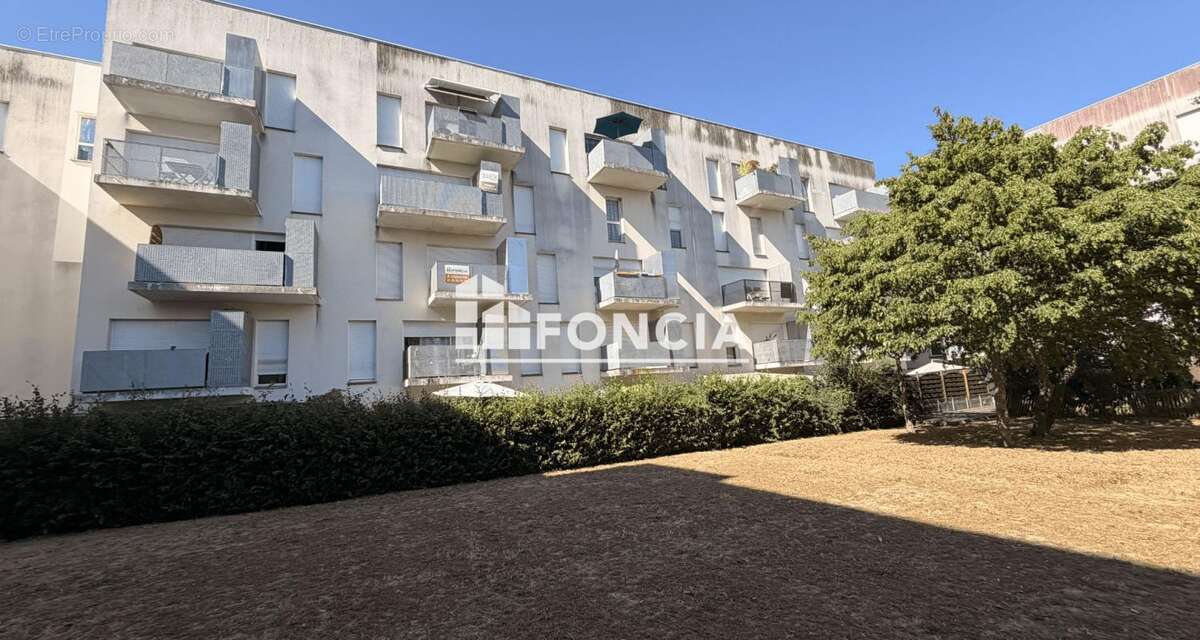 Type 4 avec balcon -  residence récente avec stationnement - photo 15