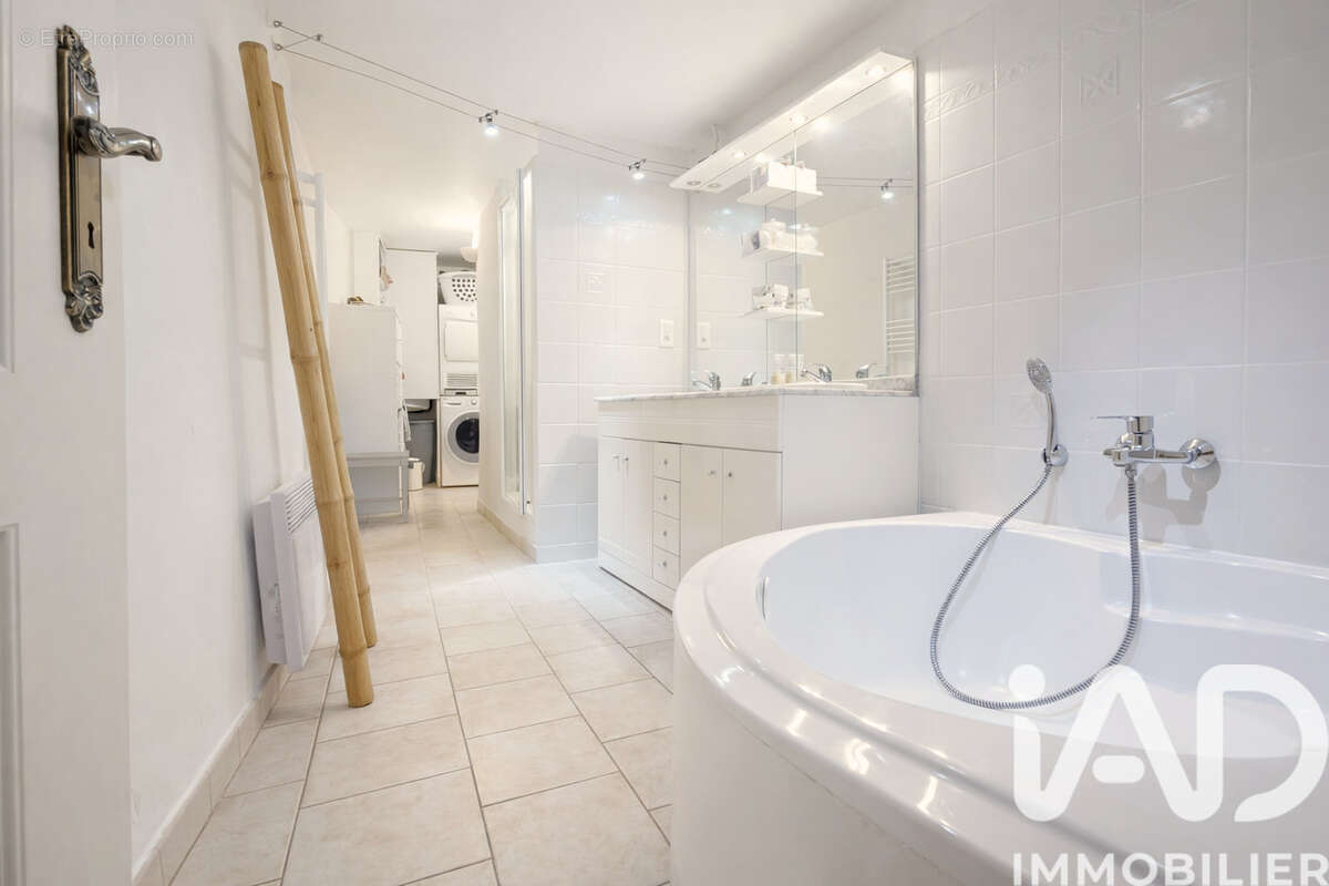 Photo 9 - Appartement à CADENET