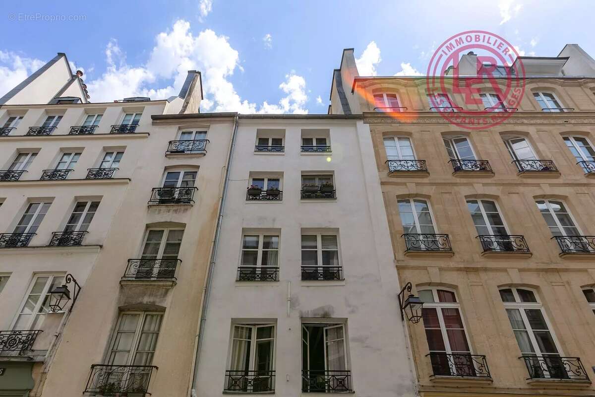 Appartement à PARIS-4E