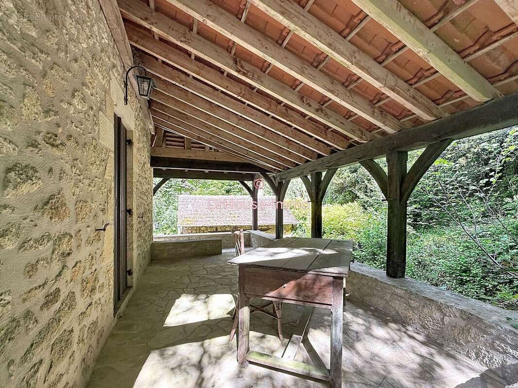 Maison à LES EYZIES-DE-TAYAC-SIREUIL