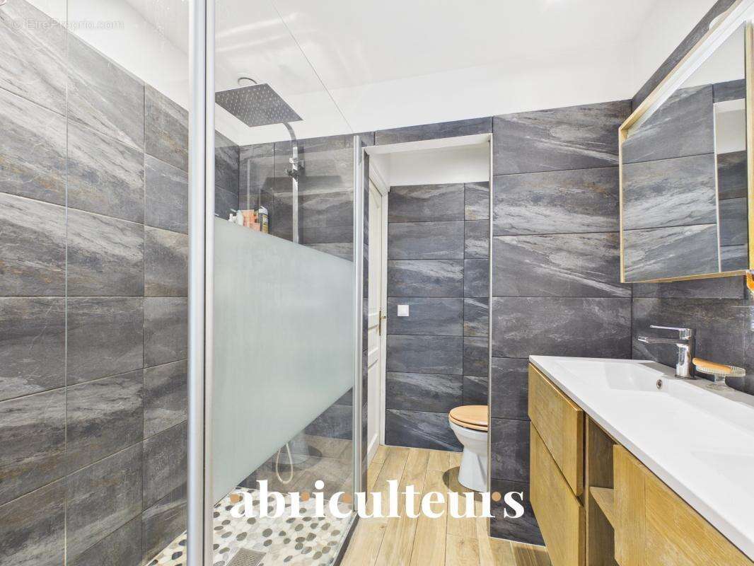 Appartement belle luminosité naturelle en vente à Callian (83440) - photo 10