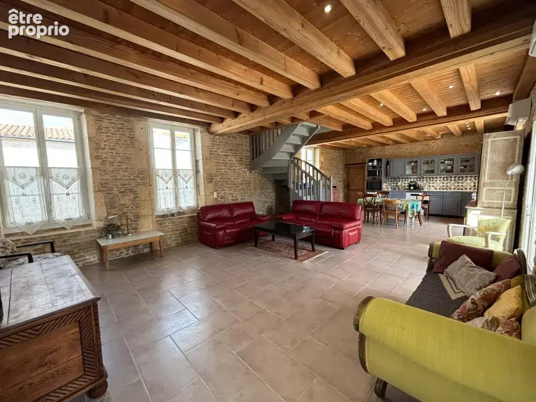 Propriété d’exception au cœur du village de Saint-Georges-d’Oléron - photo 6