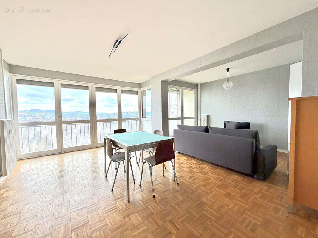 Appartement à VILLARS