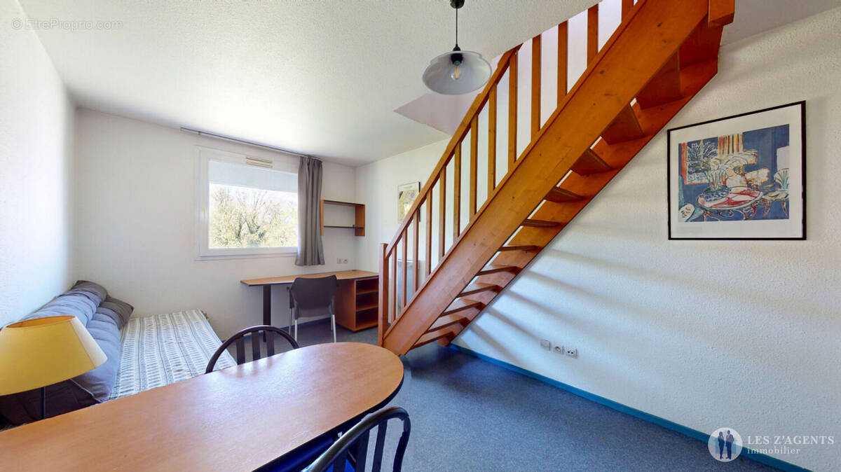 Appartement à SAINT-MARTIN-D'HERES