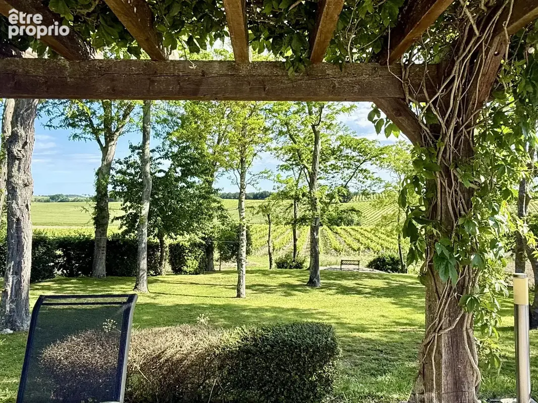 Domaine avec deux logements et des vues panoramiques - photo 13