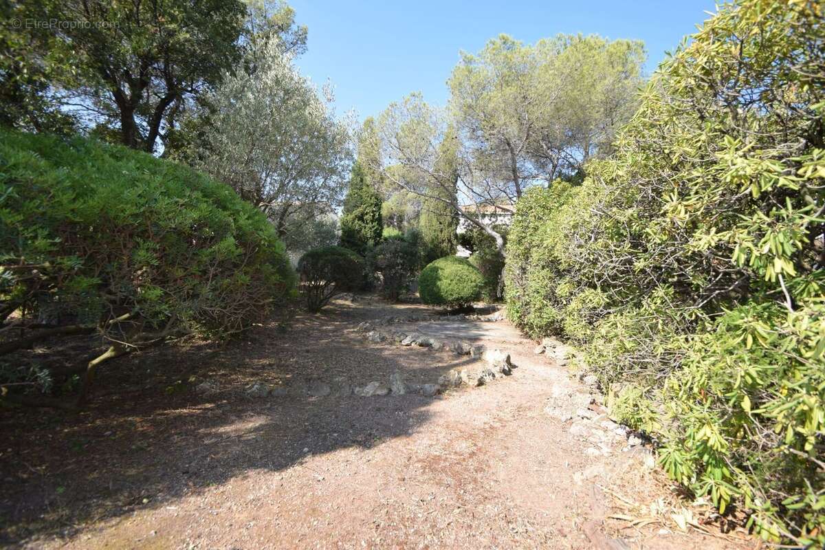 Maison à SAINT-RAPHAEL